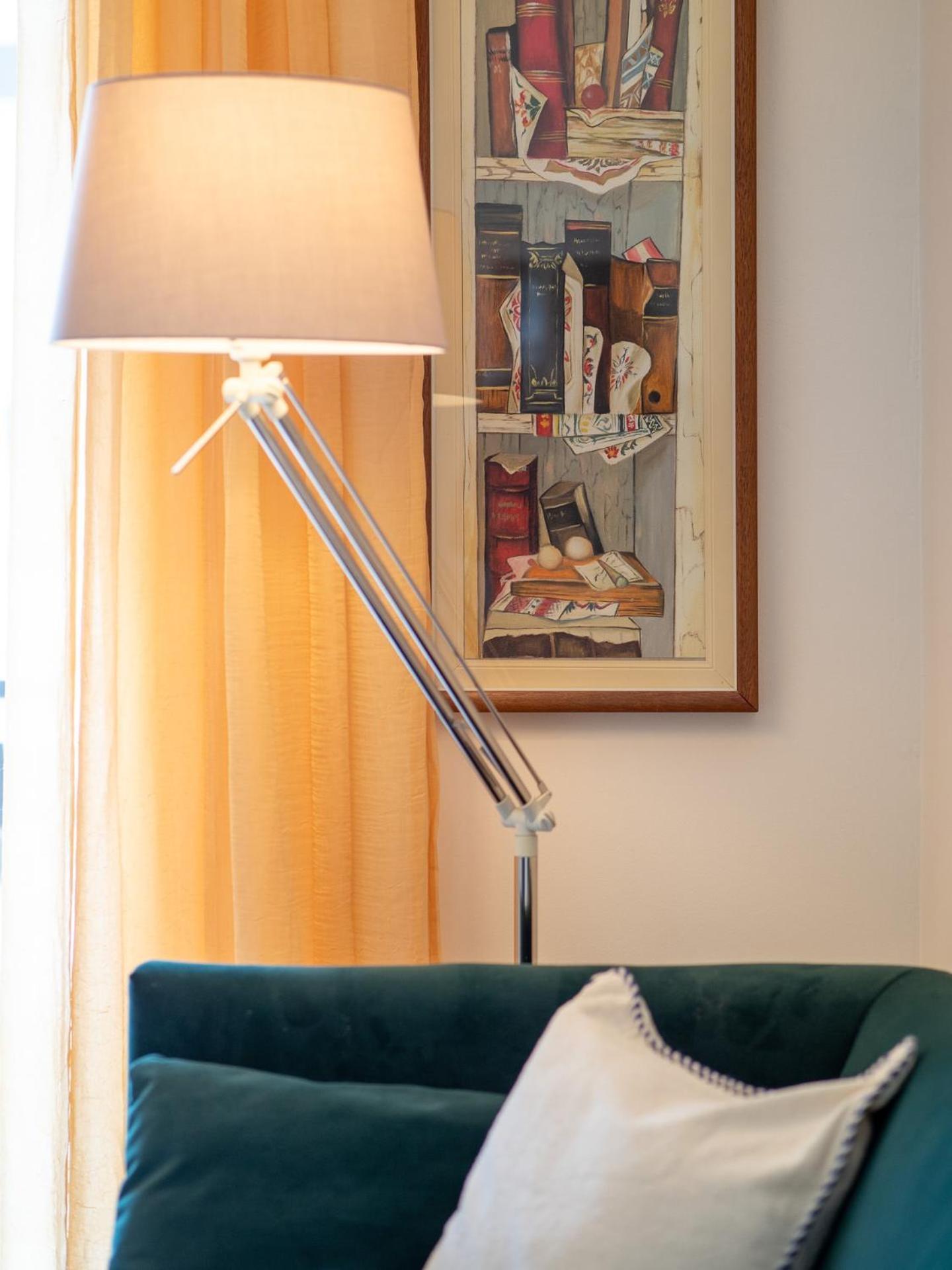 Stylish Flat With Balcony - 15 Min To Duomo Apartment Милано Екстериор снимка