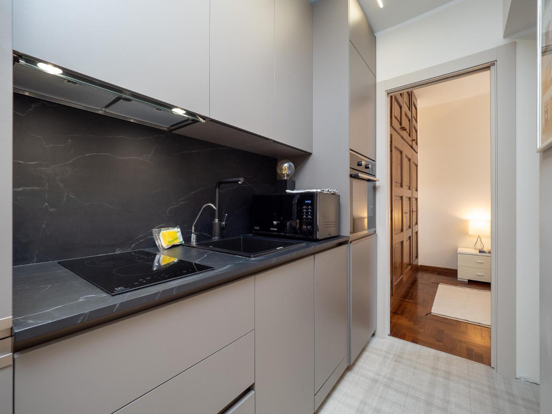 Stylish Flat With Balcony - 15 Min To Duomo Apartment Милано Екстериор снимка